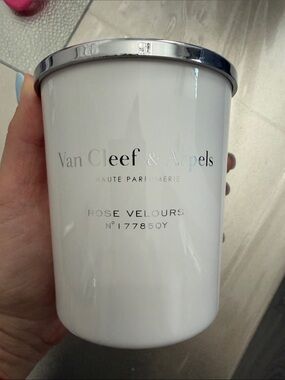 Van Cleef & Arpels White Jar with Silver Lid Rose Velours Candle